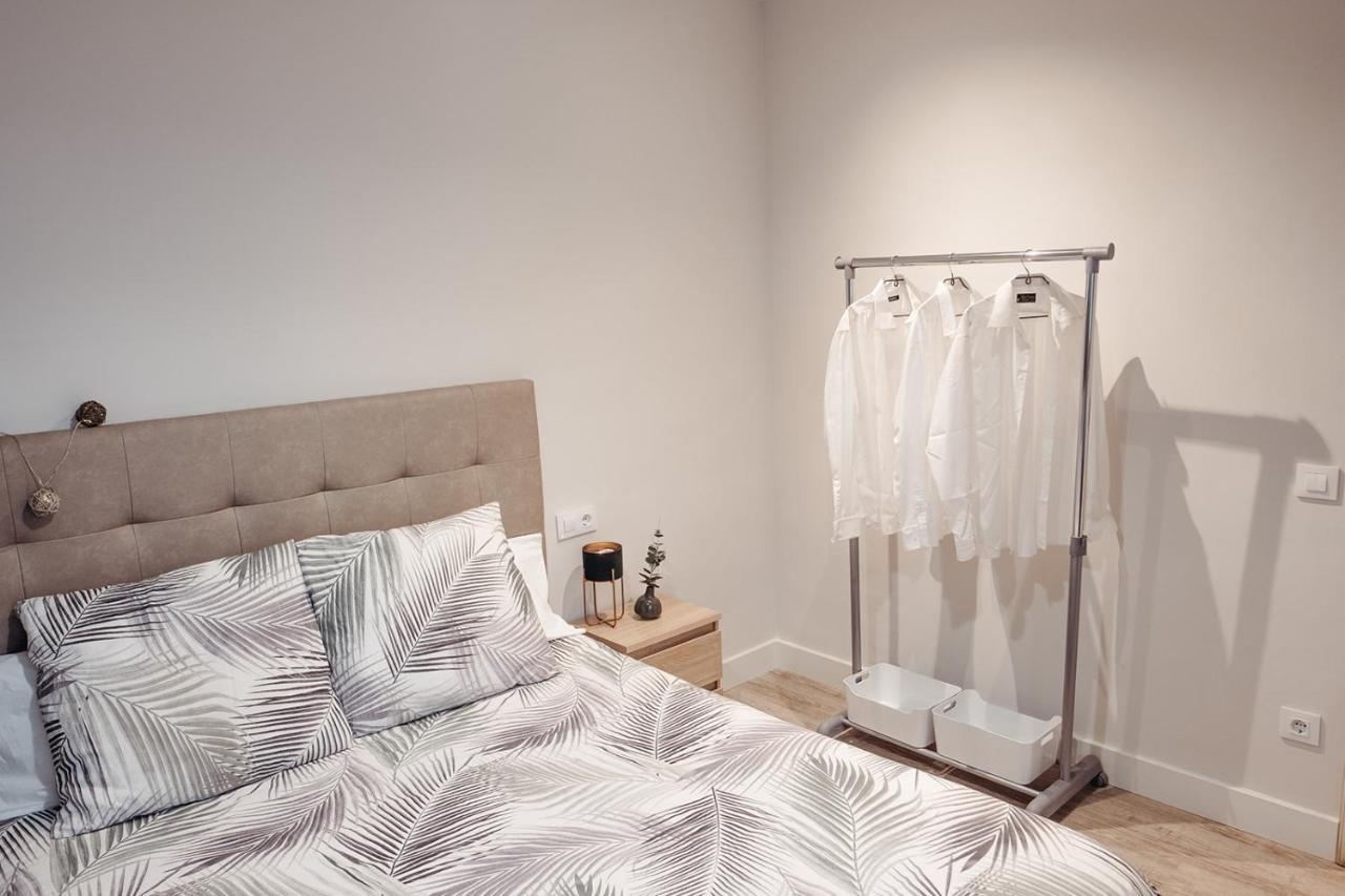 Ferienwohnung Duplex En La Gran Via Logroño Exterior foto